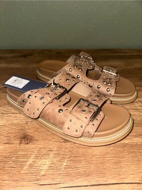 Universal Thread Studded Double Buckle Sandals in Tan